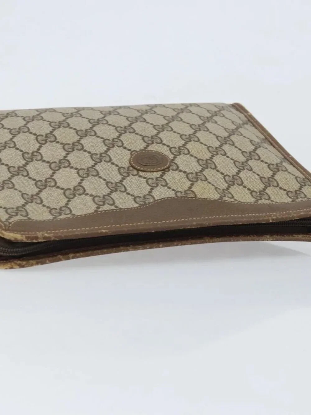 GUCCI GG Supreme Clutch Bag PVC Beige Gold 97 01 038 Auth 173939